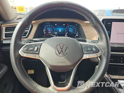 2025 Volkswagen Atlas 2.0T SE w/Technology - zdjęcie 10 z 33 - miniatura