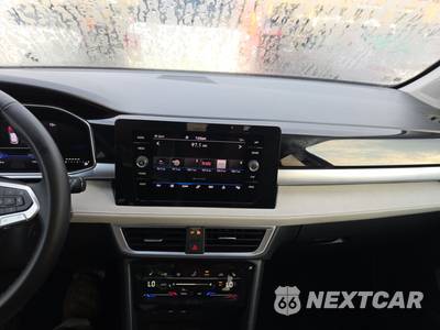 2025 Volkswagen Taos SE - zdjęcie 11 z 25 - miniatura