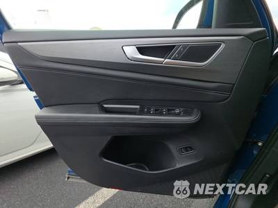 2025 Volkswagen Atlas Cross Sport 2.0T SE w/Technology - zdjęcie 9 z 23 - miniatura