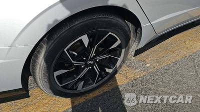 2025 Hyundai Sonata SEL - zdjęcie 27 z 29 - miniatura