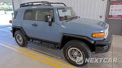 2014 Toyota FJ Cruiser w/Rear Doors - zdjęcie 3 z 22 - miniatura
