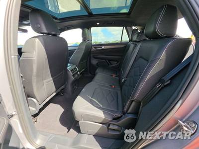 2025 Volkswagen Atlas Cross Sport 2.0T SE w/Technology - zdjęcie 13 z 25 - miniatura