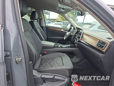 2025 Volkswagen Atlas 2.0T SE w/Technology - zdjęcie 8 z 31 - miniatura