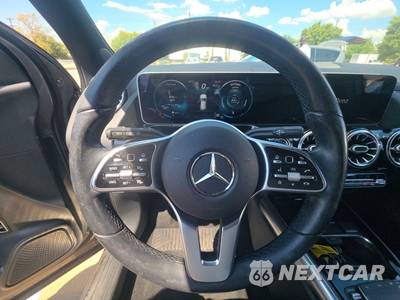 2021 Mercedes-Benz GLA 250 4MATIC - zdjęcie 10 z 21 - miniatura