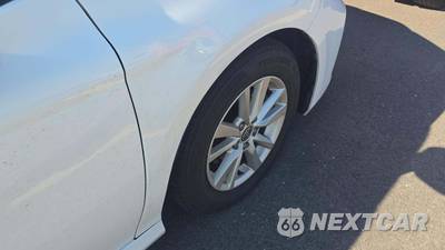 2025 Toyota Camry LE - zdjęcie 20 z 20 - miniatura