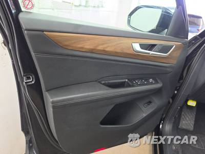 2025 Volkswagen Atlas 2.0T SE w/Technology - zdjęcie 9 z 27 - miniatura