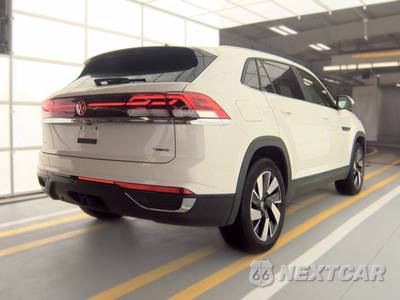 2025 Volkswagen Atlas Cross Sport 2.0T SE w/Technology - zdjęcie 4 z 29 - miniatura