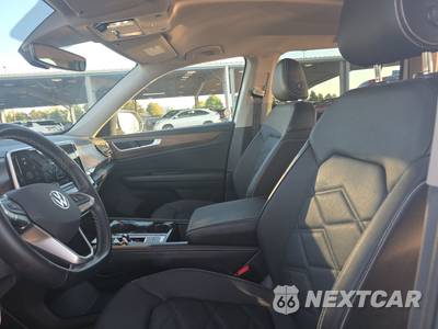 2025 Volkswagen Atlas 2.0T SE w/Technology - zdjęcie 7 z 26 - miniatura