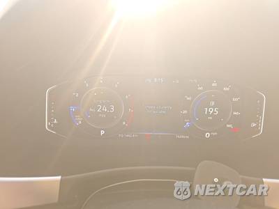 2022 Volkswagen Atlas Cross Sport 2.0T SEL R-Line - zdjęcie 12 z 28 - miniatura