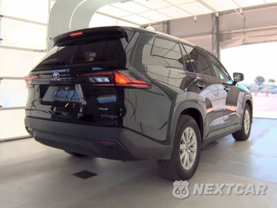 2025 Toyota Grand Highlander XLE - zdjęcie 4 z 44 - miniatura