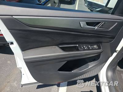 2025 Volkswagen Atlas Cross Sport 2.0T SE w/Technology - zdjęcie 9 z 23 - miniatura
