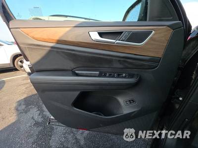 2025 Volkswagen Atlas 2.0T SE w/Technology - zdjęcie 9 z 29 - miniatura