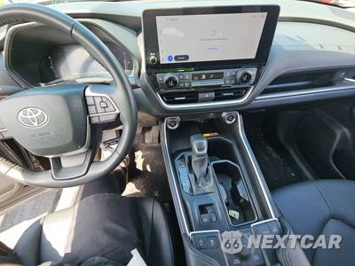 2025 Toyota Grand Highlander XLE - zdjęcie 11 z 36 - miniatura