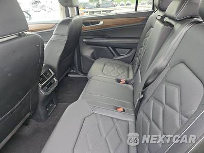 2025 Volkswagen Atlas 2.0T SE w/Technology - zdjęcie 13 z 47 - miniatura