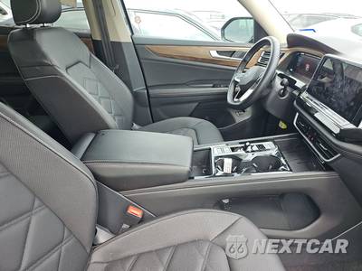 2025 Volkswagen Atlas 2.0T SE w/Technology - zdjęcie 8 z 47 - miniatura