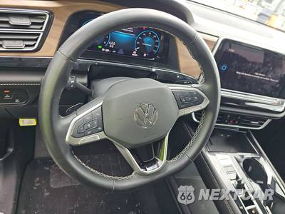 2025 Volkswagen Atlas 2.0T SE w/Technology - zdjęcie 10 z 47 - miniatura