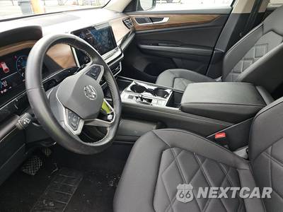 2025 Volkswagen Atlas 2.0T SE w/Technology - zdjęcie 7 z 47 - miniatura