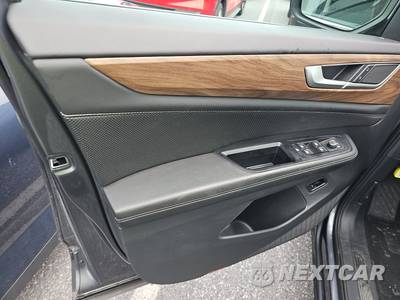 2025 Volkswagen Atlas 2.0T SE w/Technology - zdjęcie 9 z 47 - miniatura