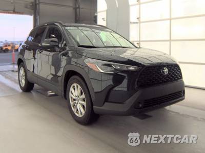 2025 Toyota Corolla Cross LE - zdjęcie 3 z 36 - miniatura