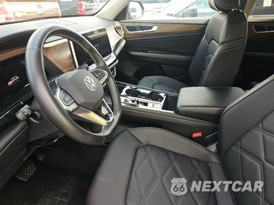 2025 Volkswagen Atlas 2.0T SE w/Technology - zdjęcie 7 z 32 - miniatura