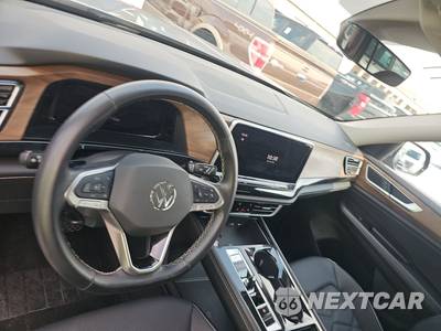 2025 Volkswagen Atlas 2.0T SE w/Technology - zdjęcie 11 z 32 - miniatura