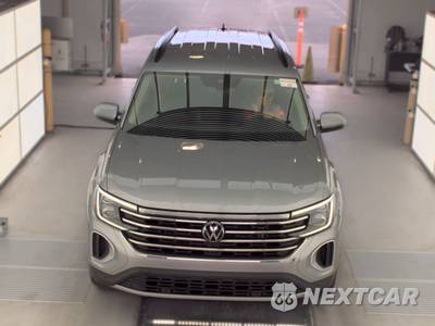 2025 Volkswagen Atlas 2.0T SE w/Technology - zdjęcie 2 z 32 - miniatura