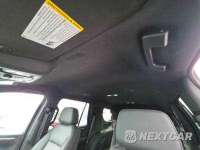 2025 Chevrolet Tahoe LT 1LT - zdjęcie 19 z 35 - miniatura