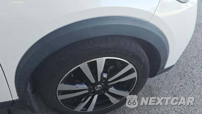 2020 Nissan Kicks SR - zdjęcie 23 z 26 - miniatura