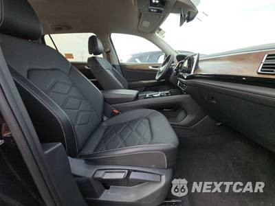 2025 Volkswagen Atlas 2.0T SE w/Technology - zdjęcie 8 z 23 - miniatura
