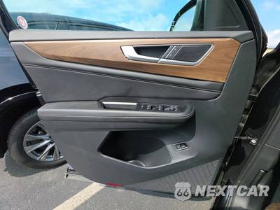 2025 Volkswagen Atlas 2.0T SE w/Technology - zdjęcie 9 z 23 - miniatura
