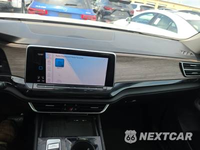 2025 Volkswagen Atlas 2.0T SEL - zdjęcie 11 z 42 - miniatura