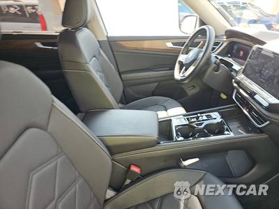 2025 Volkswagen Atlas 2.0T SE w/Technology - zdjęcie 8 z 27 - miniatura