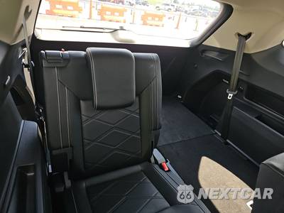 2025 Volkswagen Atlas 2.0T SE w/Technology - zdjęcie 14 z 27 - miniatura
