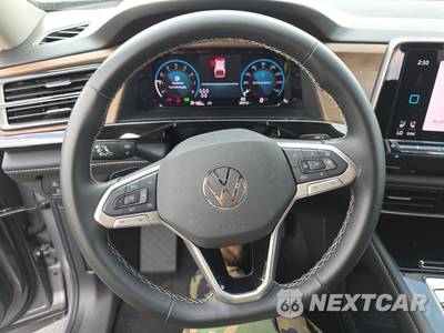 2025 Volkswagen Atlas 2.0T SE w/Technology - zdjęcie 10 z 28 - miniatura