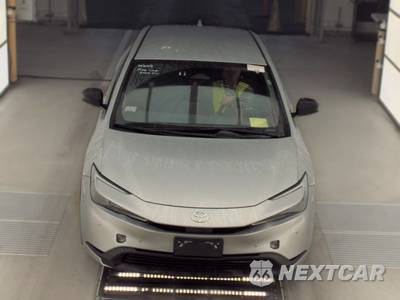 2025 Toyota Prius LE - zdjęcie 2 z 33 - miniatura