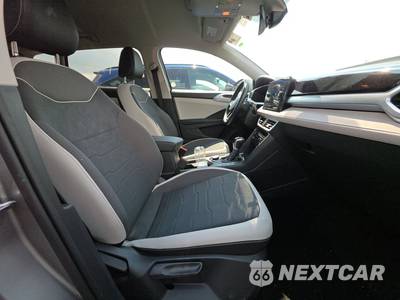 2025 Volkswagen Taos SE - zdjęcie 8 z 24 - miniatura