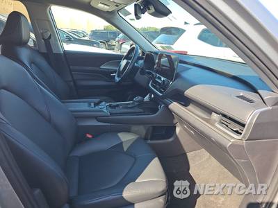 2025 Toyota Grand Highlander XLE - zdjęcie 8 z 42 - miniatura