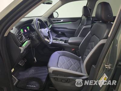 2024 Volkswagen Atlas 2.0T Peak Edition SEL - zdjęcie 7 z 21 - miniatura
