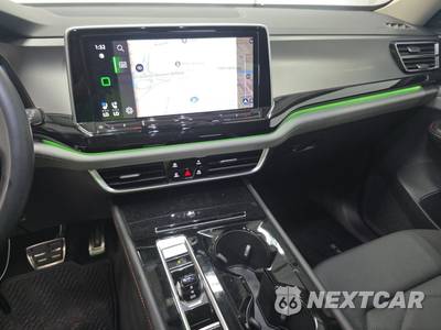 2024 Volkswagen Atlas 2.0T Peak Edition SEL - zdjęcie 11 z 21 - miniatura