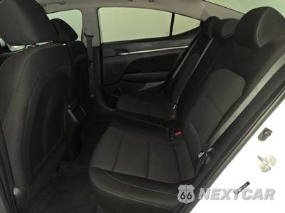 2018 Hyundai Elantra Value Edition Sedan - zdjęcie 13 z 29 - miniatura