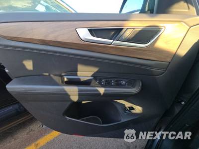 2025 Volkswagen Atlas 2.0T SE w/Technology - zdjęcie 9 z 27 - miniatura
