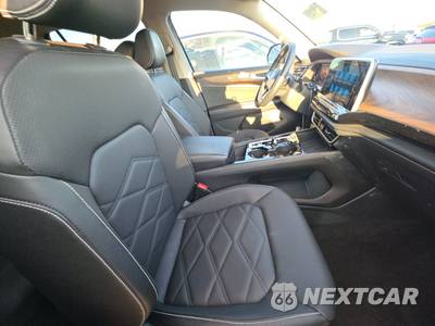 2025 Volkswagen Atlas 2.0T SE w/Technology - zdjęcie 8 z 27 - miniatura