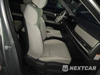2025 Hyundai Santa Fe Hybrid SEL - zdjęcie 8 z 30 - miniatura