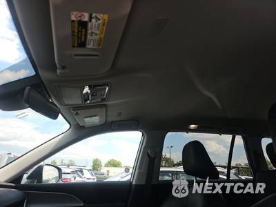 2025 Toyota Grand Highlander XLE - zdjęcie 18 z 30 - miniatura