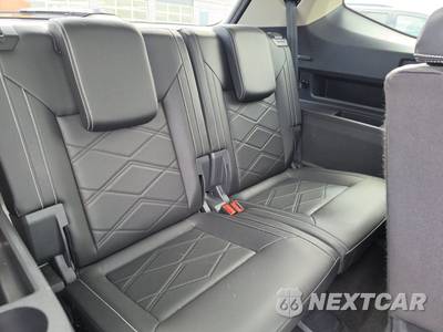 2025 Volkswagen Atlas 2.0T SE w/Technology - zdjęcie 14 z 30 - miniatura