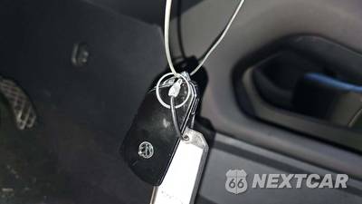 2025 Volkswagen Atlas 2.0T SE w/Technology - zdjęcie 21 z 27 - miniatura