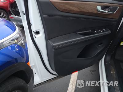 2025 Volkswagen Atlas 2.0T SE w/Technology - zdjęcie 9 z 27 - miniatura