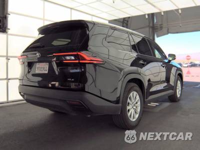 2025 Toyota Grand Highlander XLE - zdjęcie 4 z 31 - miniatura
