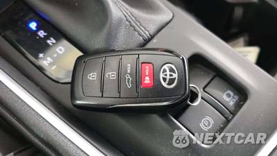 2025 Toyota Grand Highlander XLE - zdjęcie 21 z 31 - miniatura