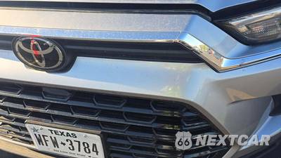 2025 Toyota Grand Highlander XLE - zdjęcie 30 z 32 - miniatura